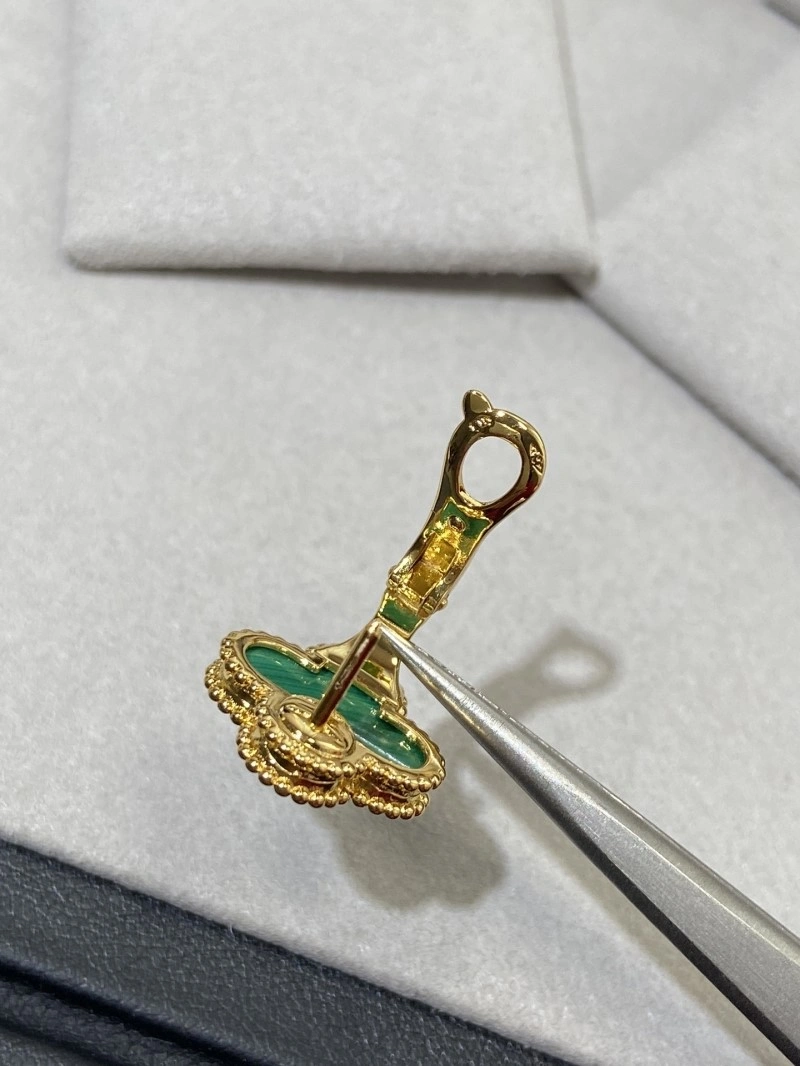 Practical Vca Earrings 254093