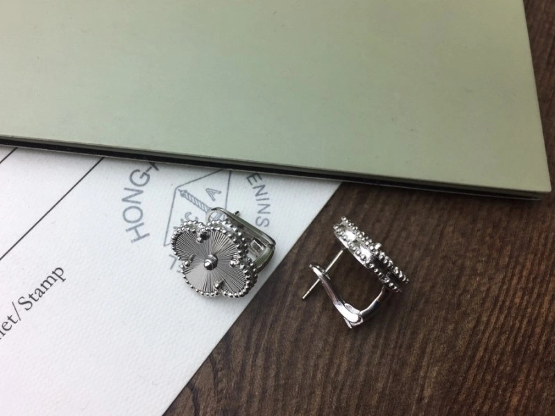 Soft Vca Earrings 254092