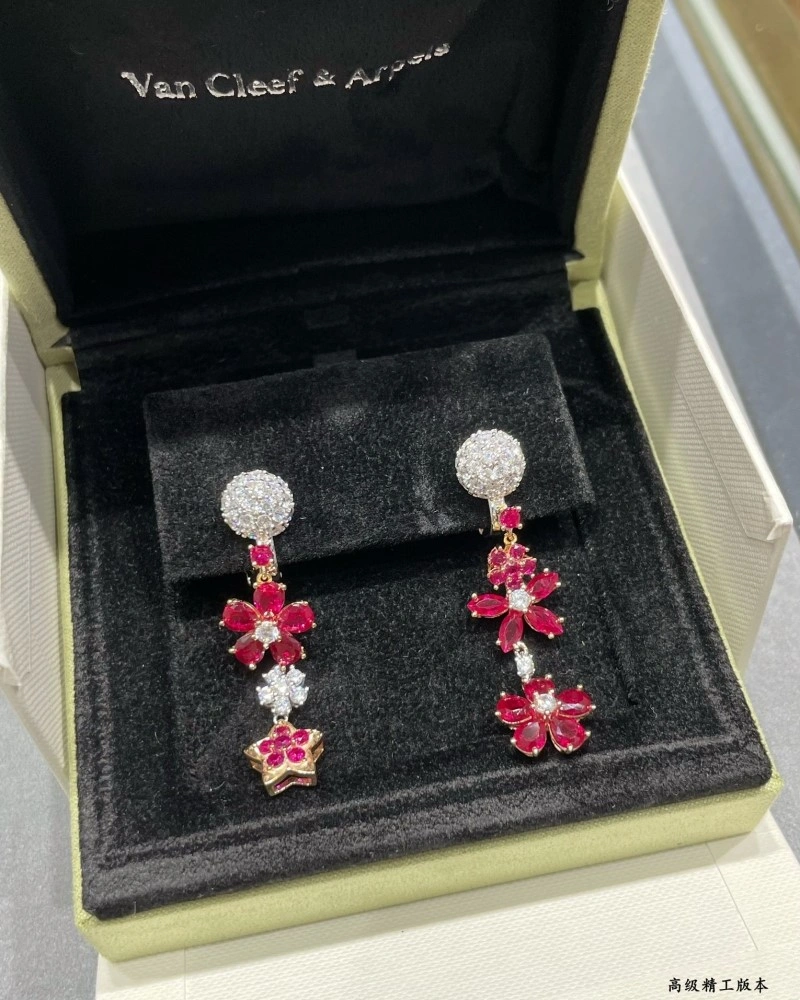 Vca Earrings Original 254075