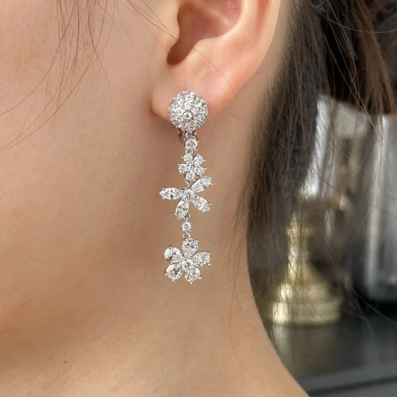 Vca Earrings ModernLook 254078
