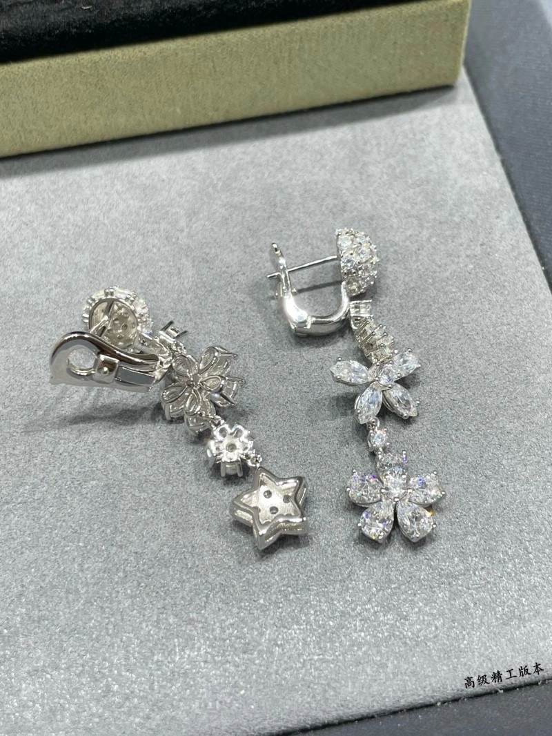 Vca Earrings ModernLook 254078