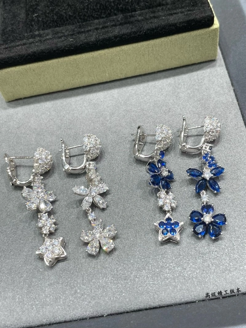 Vca Earrings ModernLook 254078