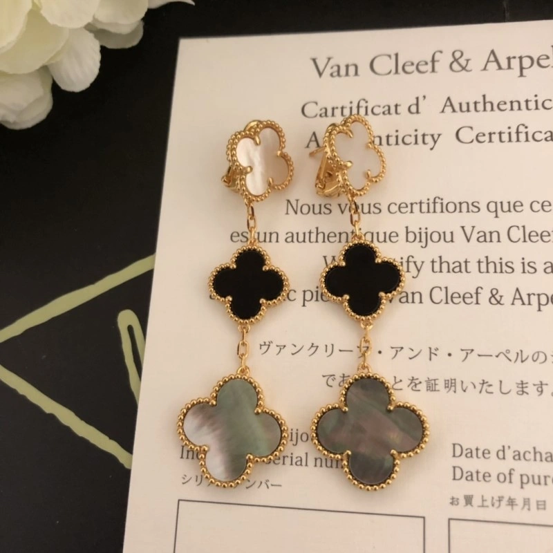 SmoothTexture Vca Earrings 254070