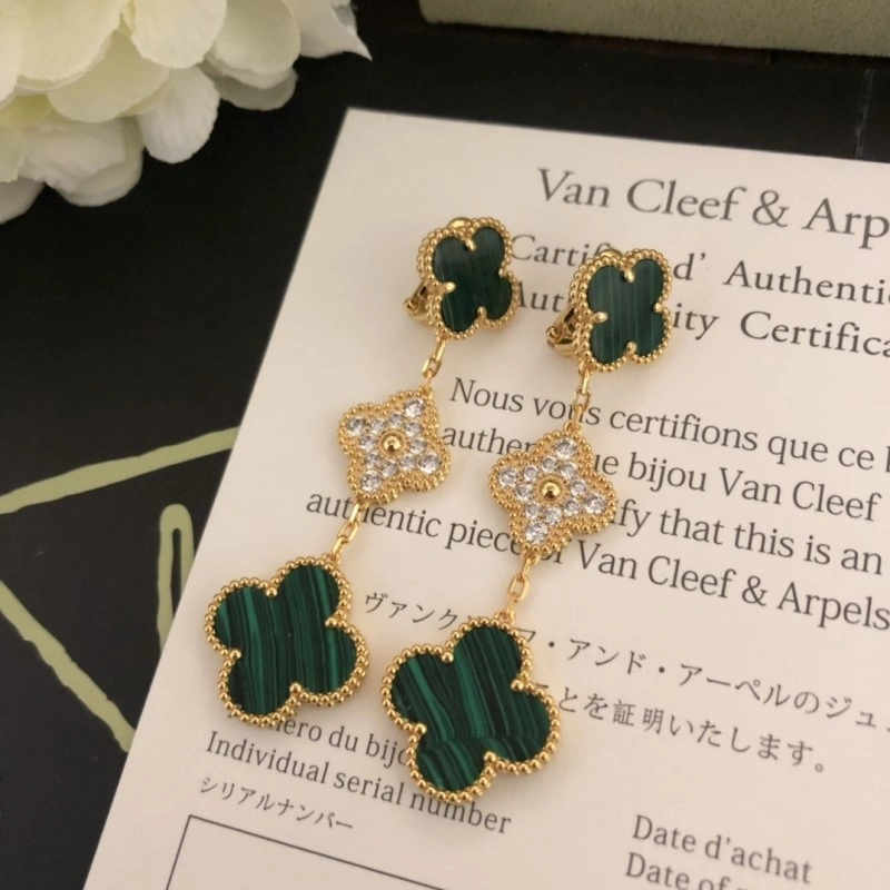SmoothTexture Vca Earrings 254070