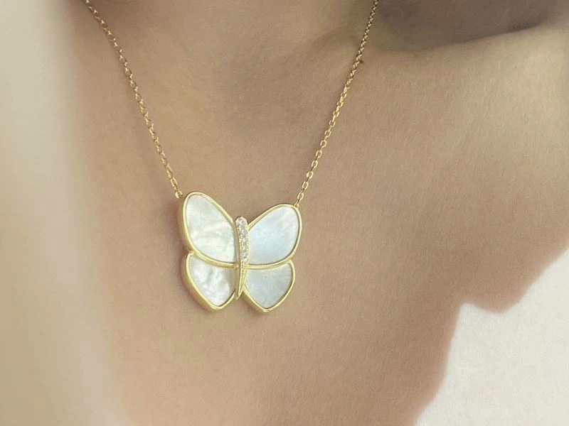 Resilient Vca Necklaces 255427