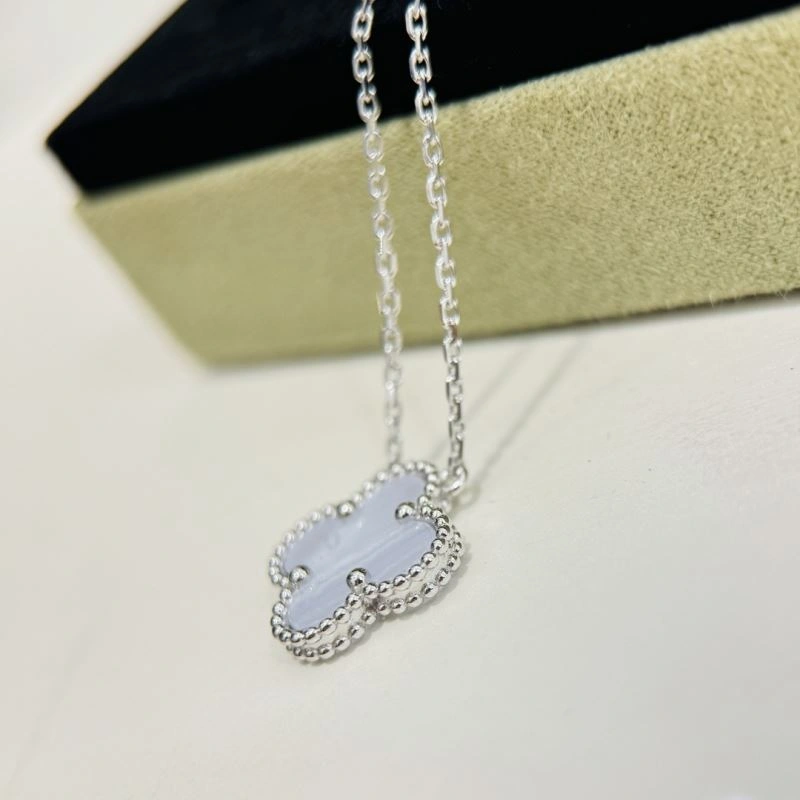 Vca Necklaces SmartChoice 255407