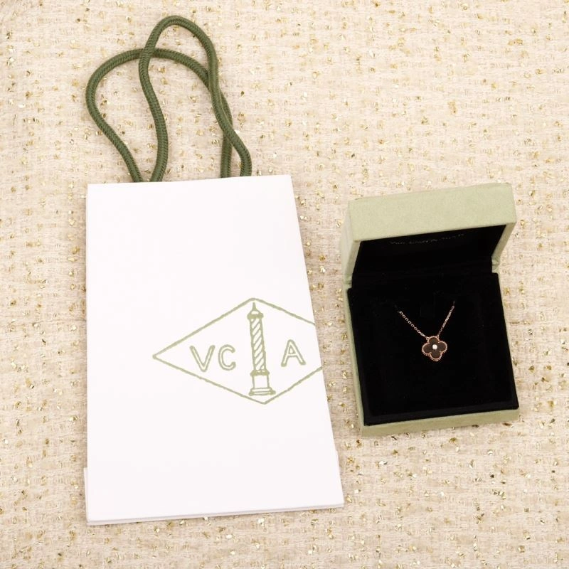 ZeroBulk Vca Necklaces 255520
