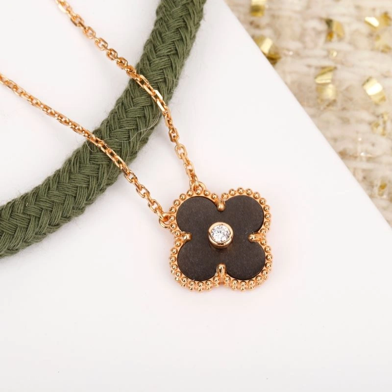 ZeroBulk Vca Necklaces 255520