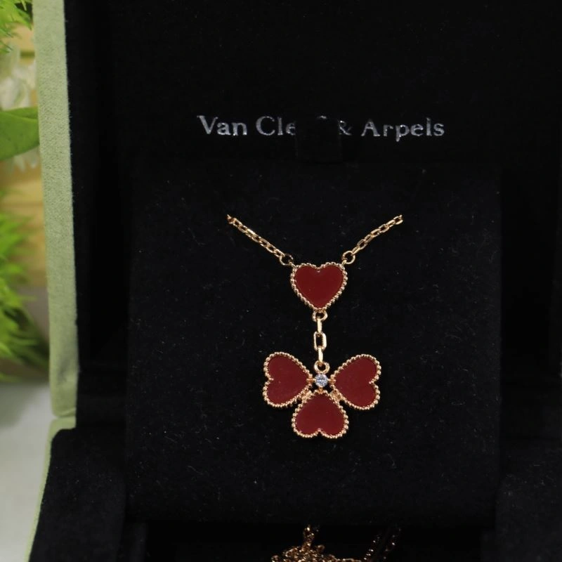 Cozy Vca Necklaces 255514