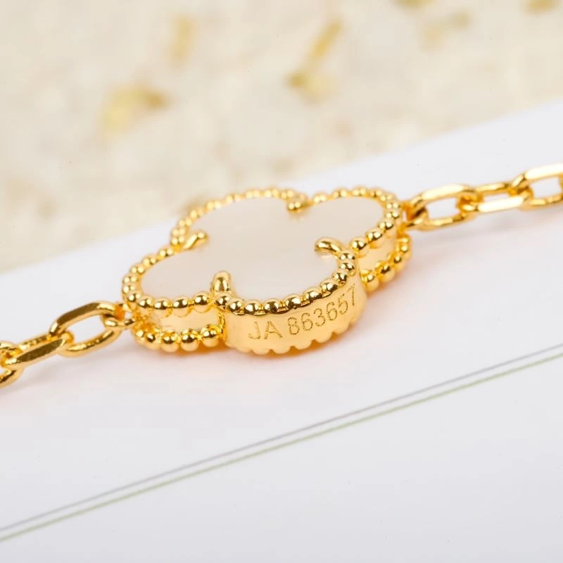 Vca Necklaces EasyCare 255373