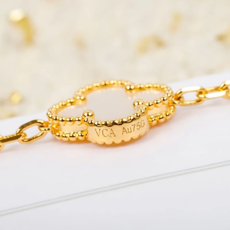 Vca Necklaces EasyCare 255373