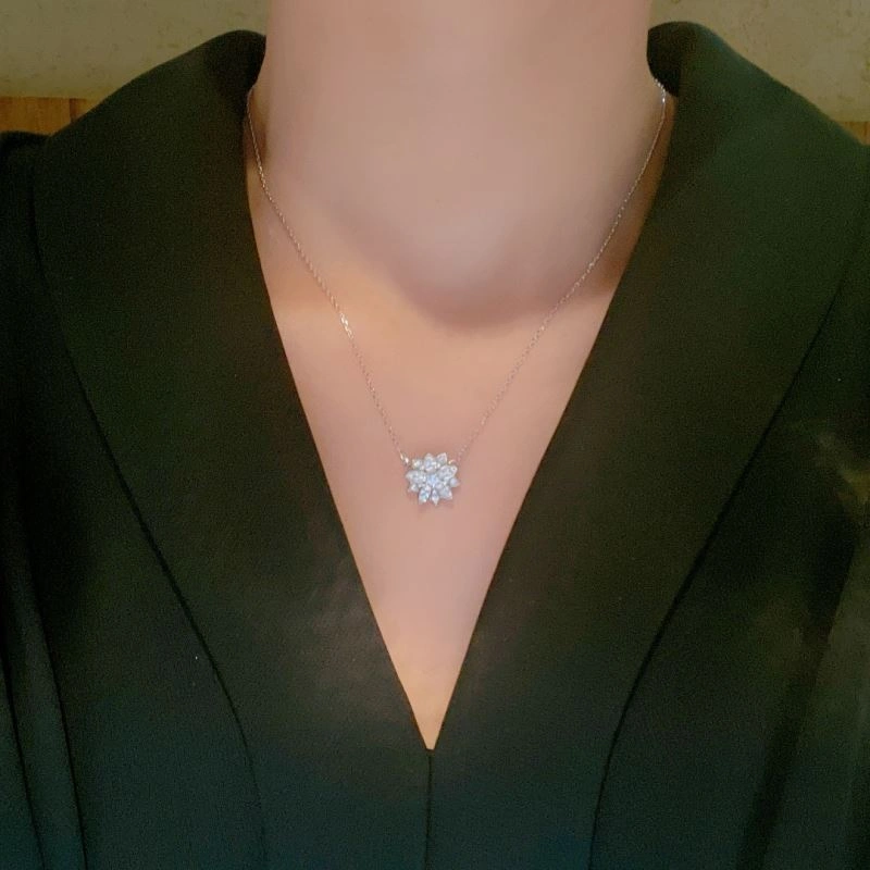 Vca Necklaces Compact 255379