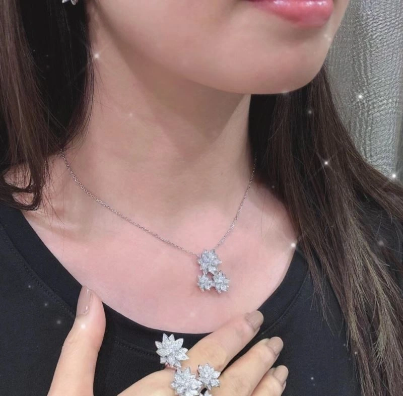 Vca Necklaces Affordable 255376