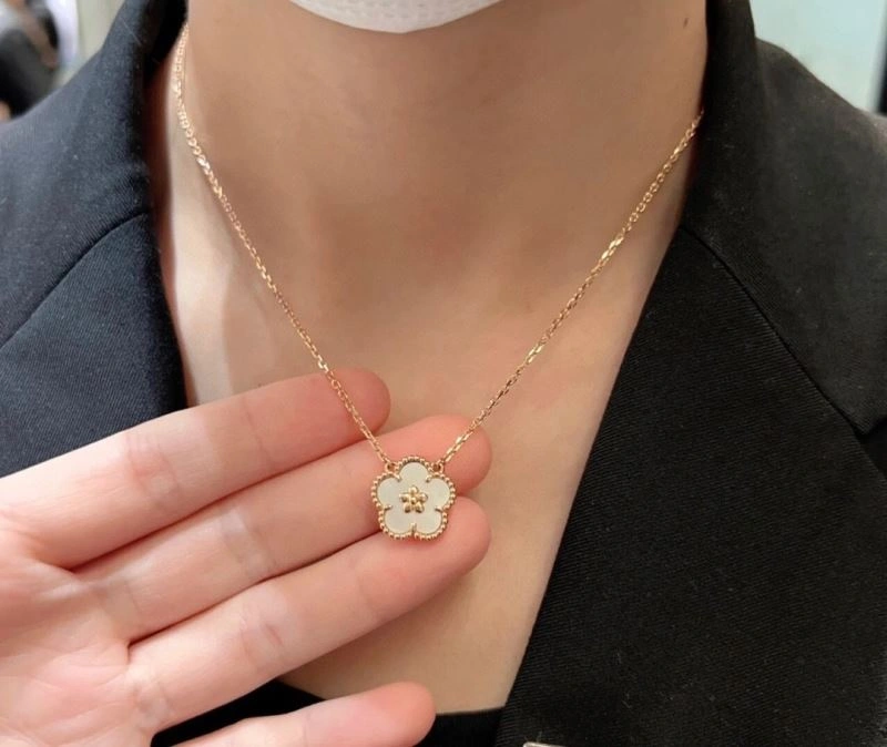 StreetReady Vca Necklaces 255204