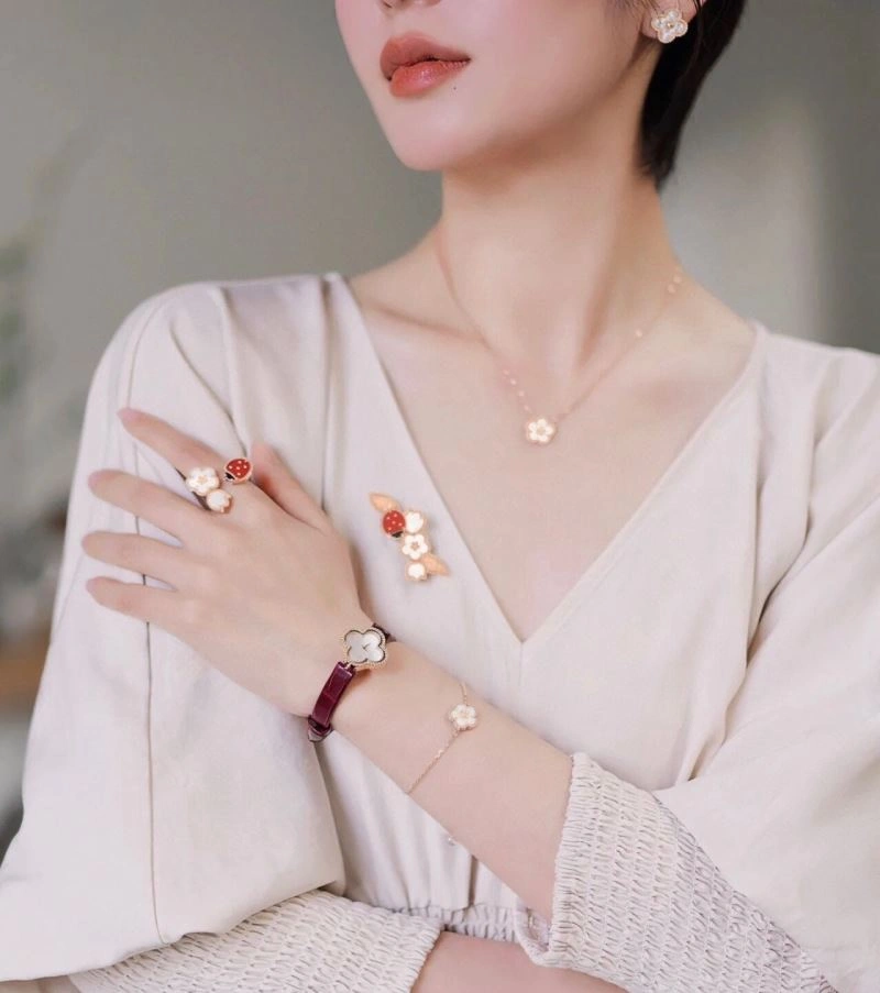 StreetReady Vca Necklaces 255204