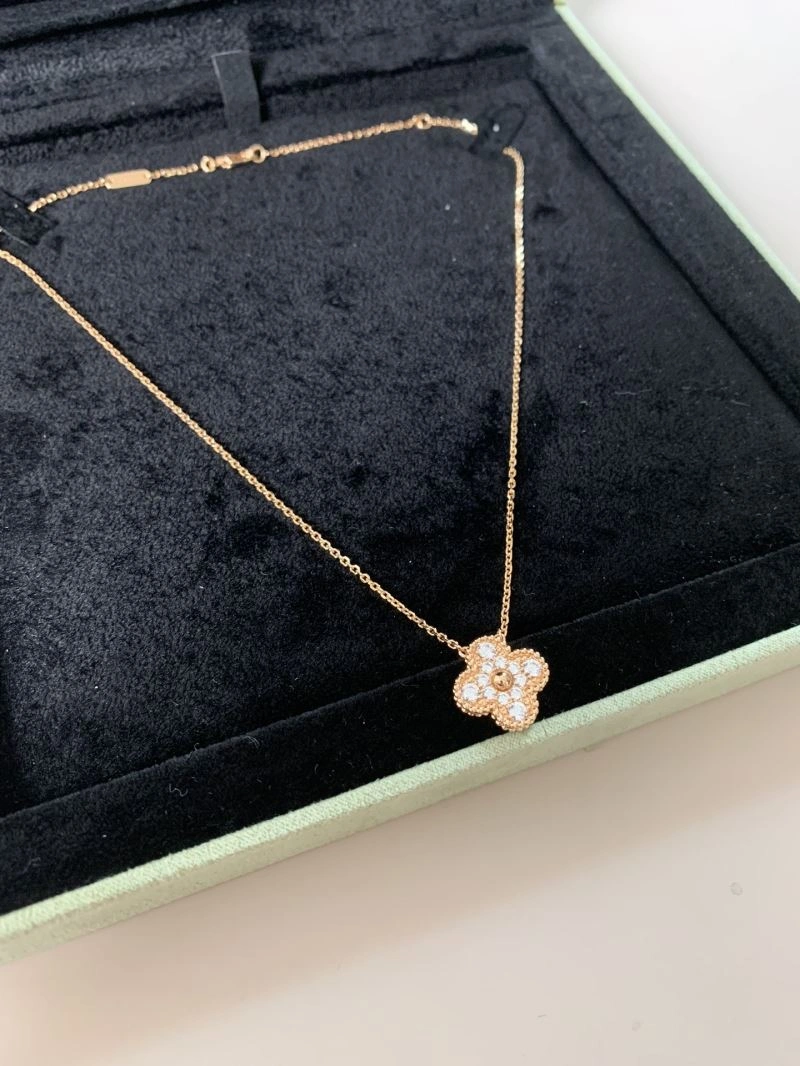 Vca Necklaces ModernLook 255194