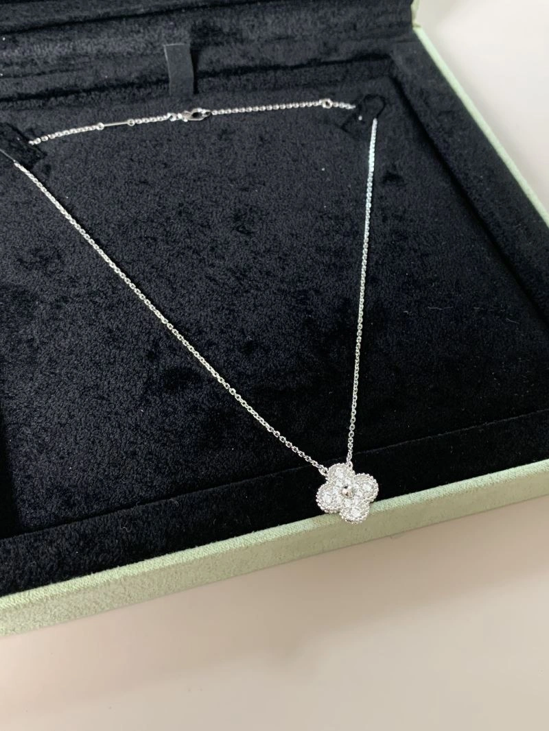 Vca Necklaces ModernLook 255194