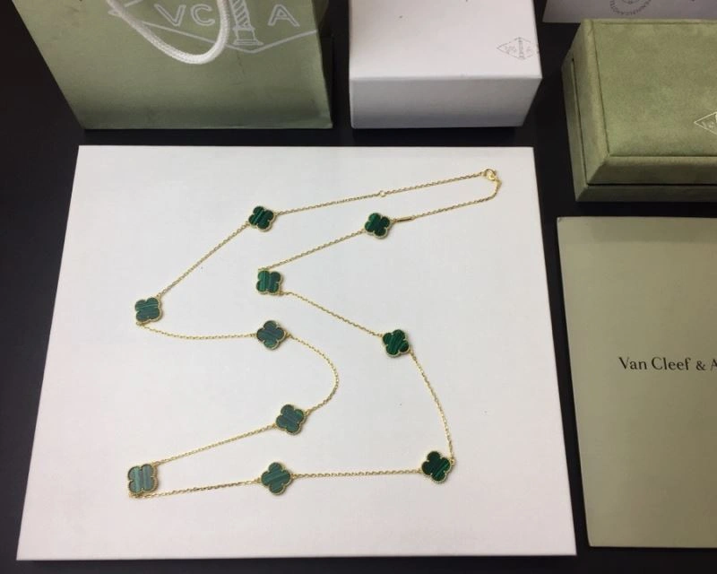 Vca Necklaces Resilient 255224