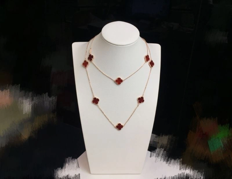 Vca Necklaces Resilient 255224