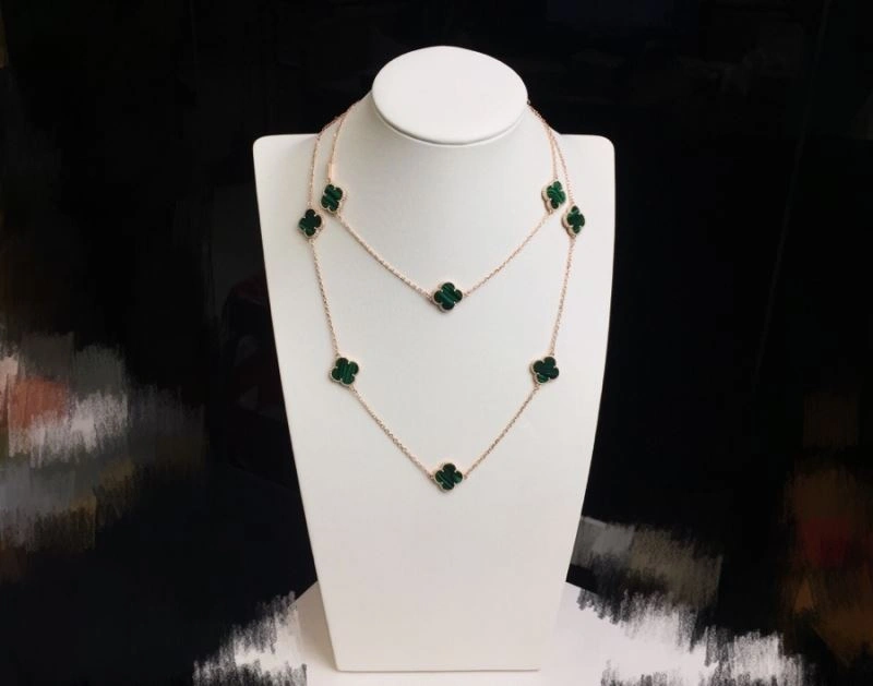 Vca Necklaces Resilient 255224