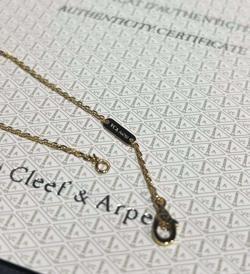Vca Necklaces Youthful 255189
