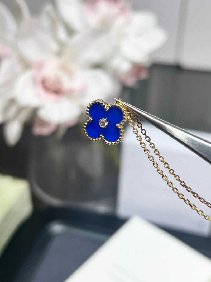 Vca Necklaces Youthful 255189