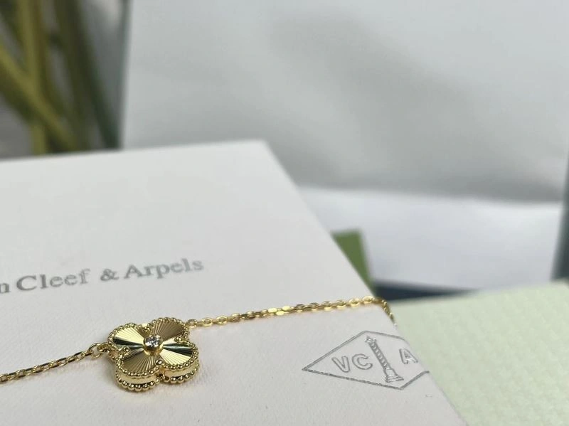 Vca Necklaces MultiPurpose 255156