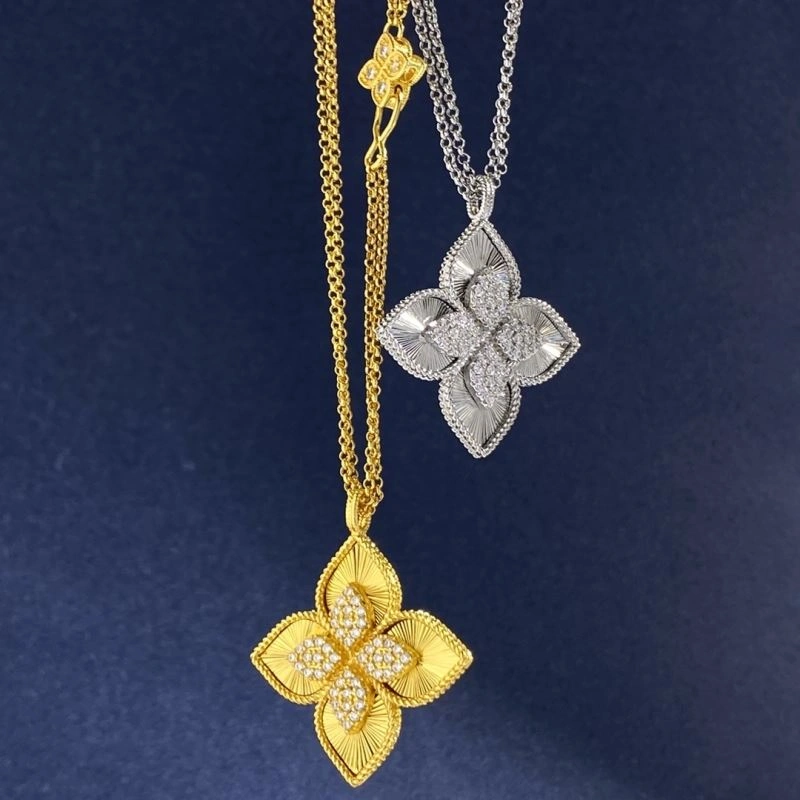 Vca Necklaces Effortless 255181