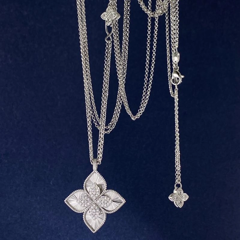 Vca Necklaces Effortless 255181