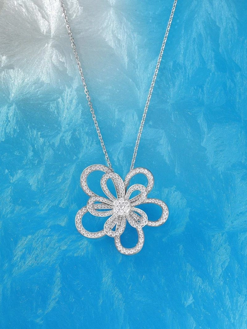 Seasonal Vca Necklaces 255170