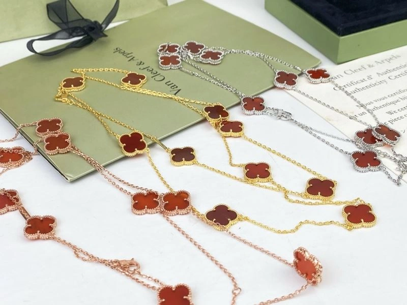 SmoothTexture Vca Necklaces 255182