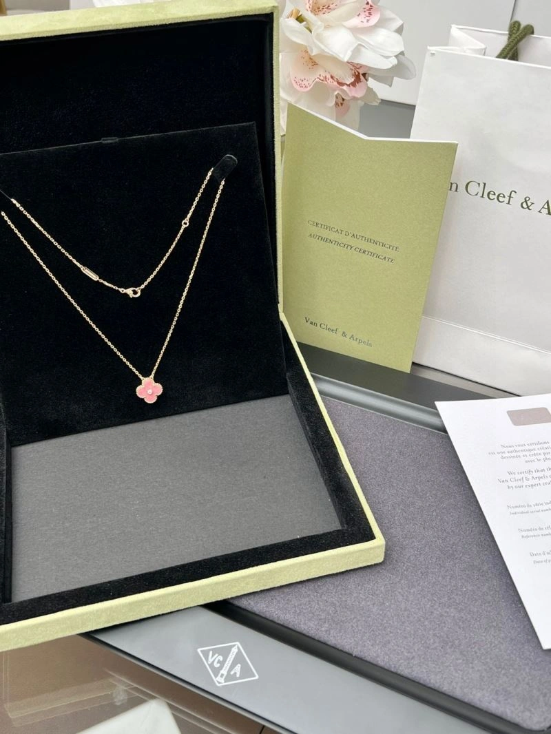 Soft Vca Necklaces 255176