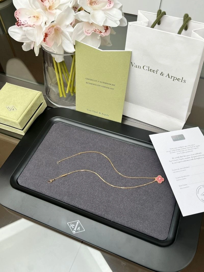 Soft Vca Necklaces 255176