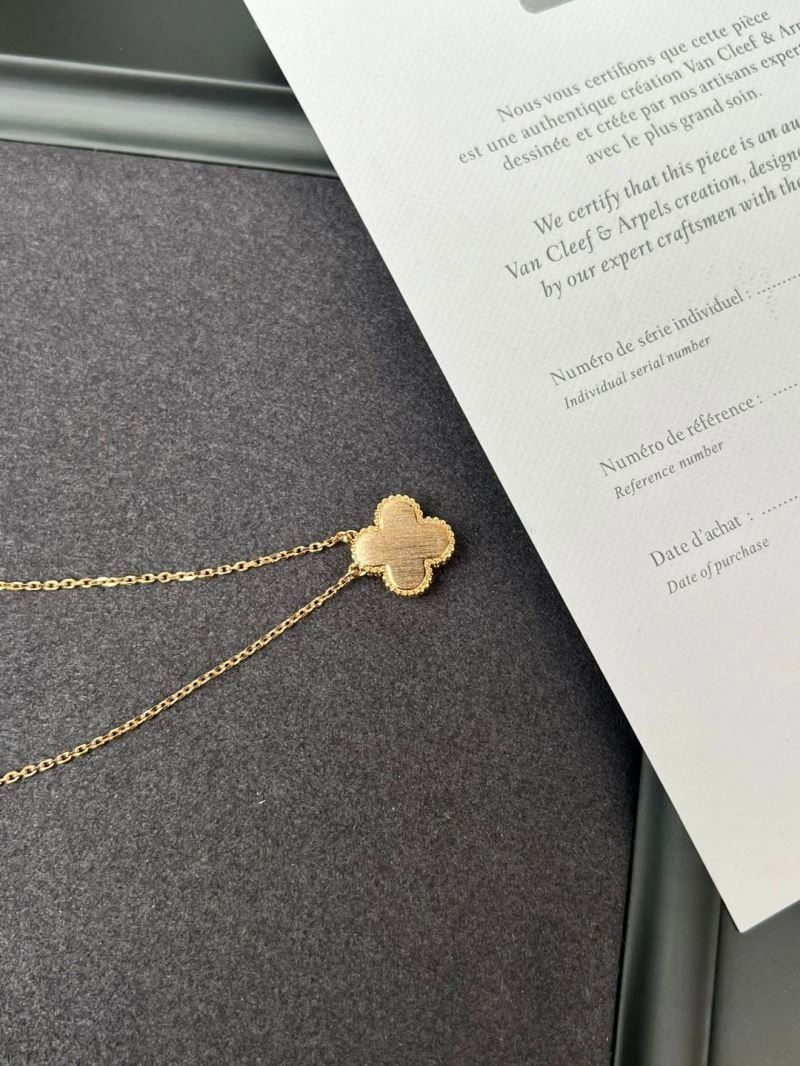 Soft Vca Necklaces 255176