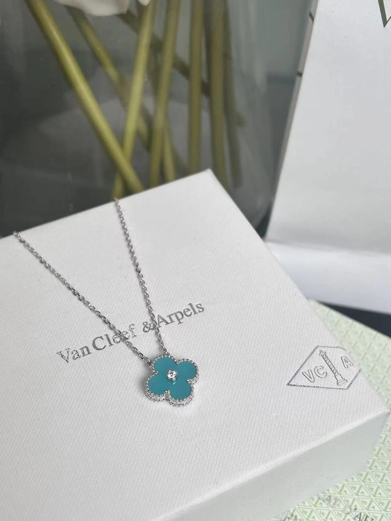 Vca Necklaces FashionForward 255160