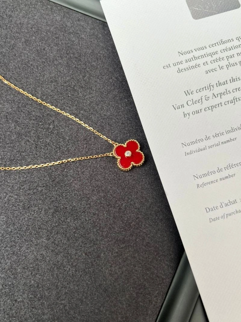 FreshLook Vca Necklaces 255171