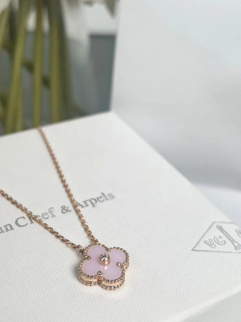 Vca Necklaces Efficient 255158