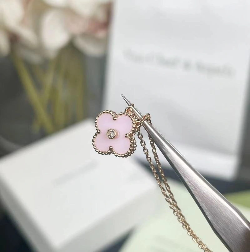 Vca Necklaces Efficient 255158
