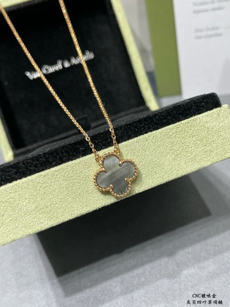 Vca Necklaces Soft 255168
