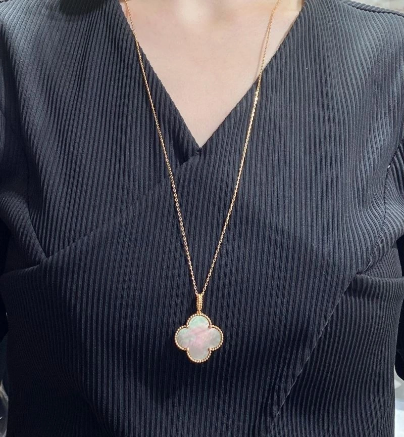 Vca Necklaces GoAnywhere 255124