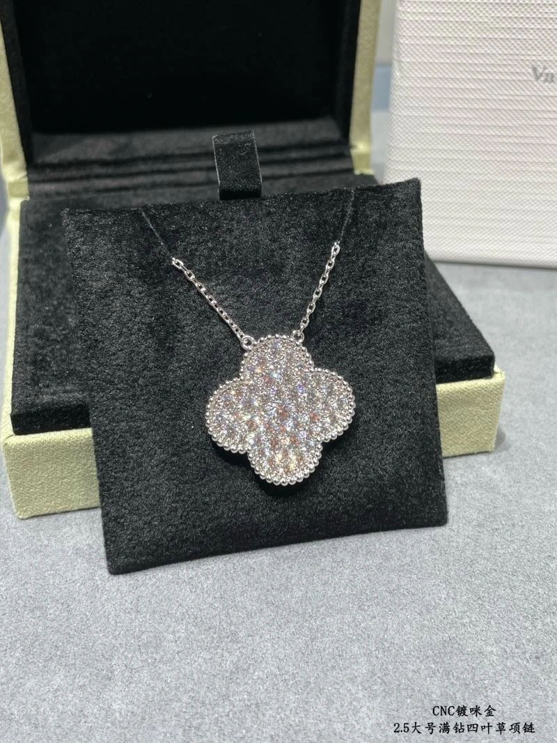 Vca Necklaces Modern 255121