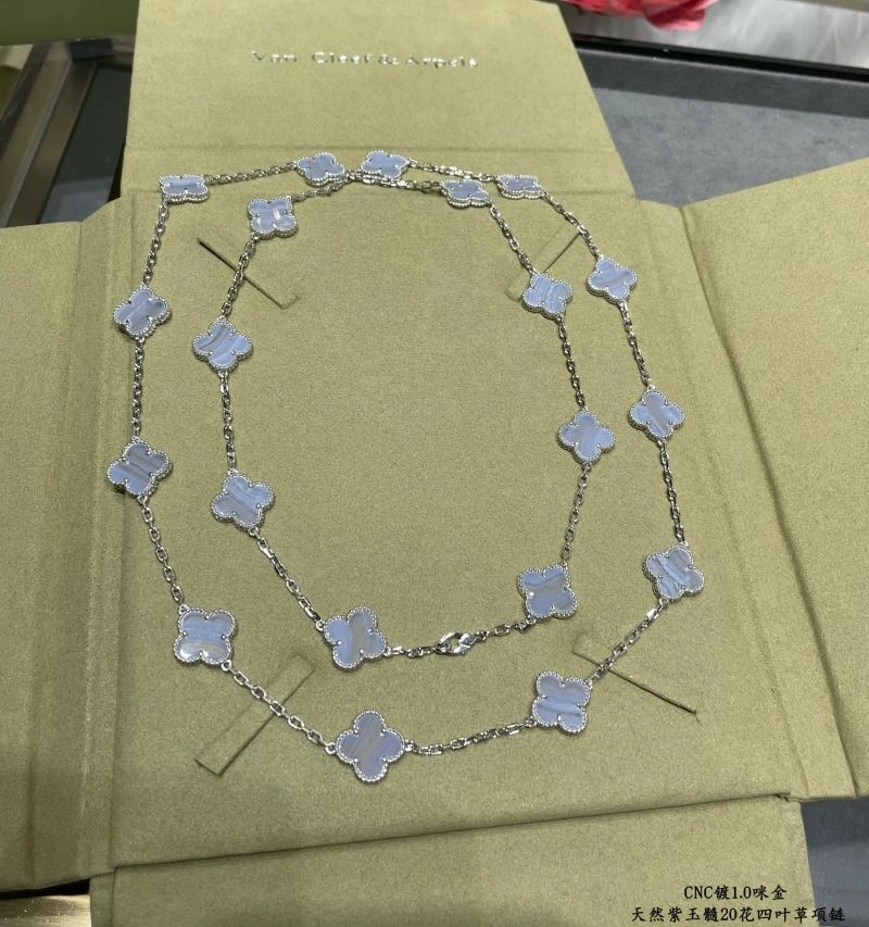 Vca Necklaces Versatile 255120