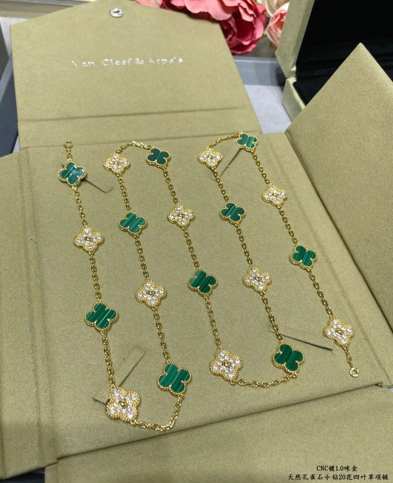 Casual Vca Necklaces 255113