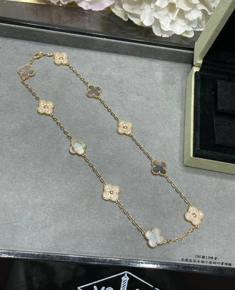Vca Necklaces StreetReady 255118