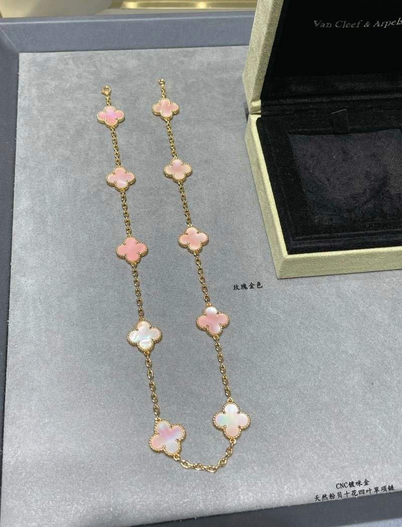 NewStyle Vca Necklaces 255135