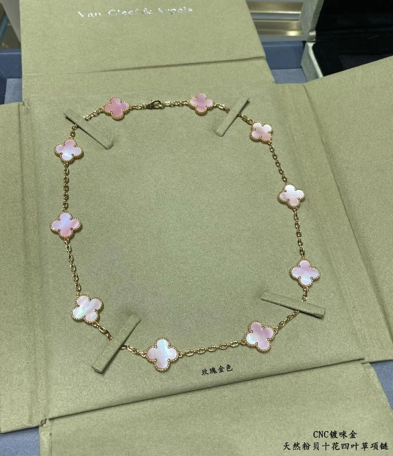 NewStyle Vca Necklaces 255135