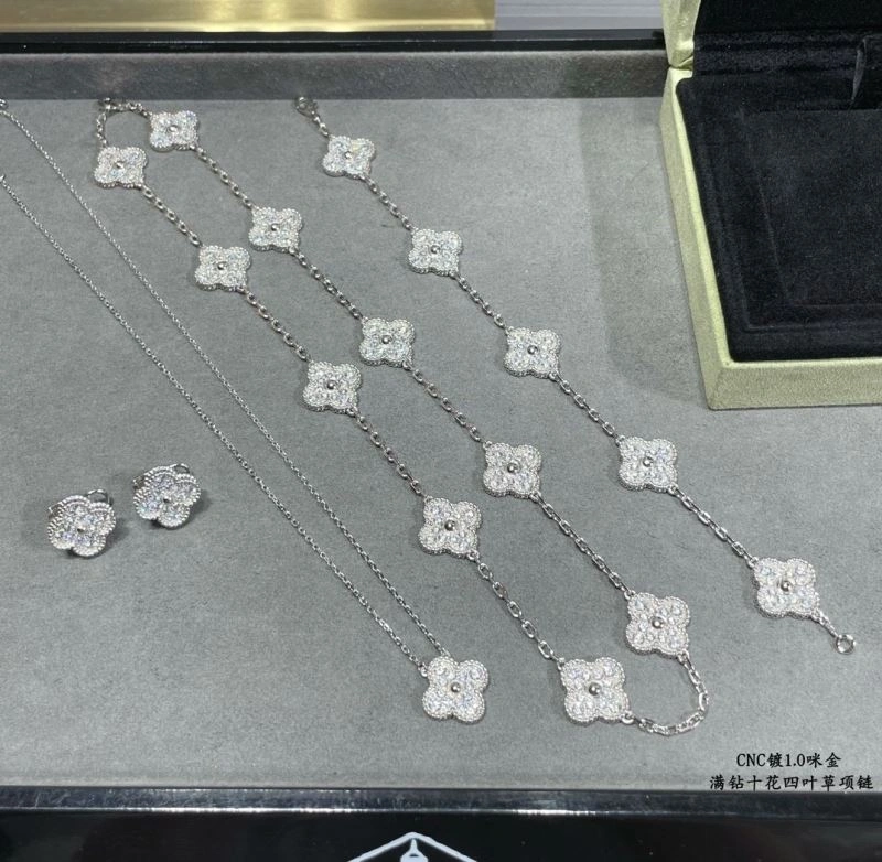 SmartChoice Vca Necklaces 255128