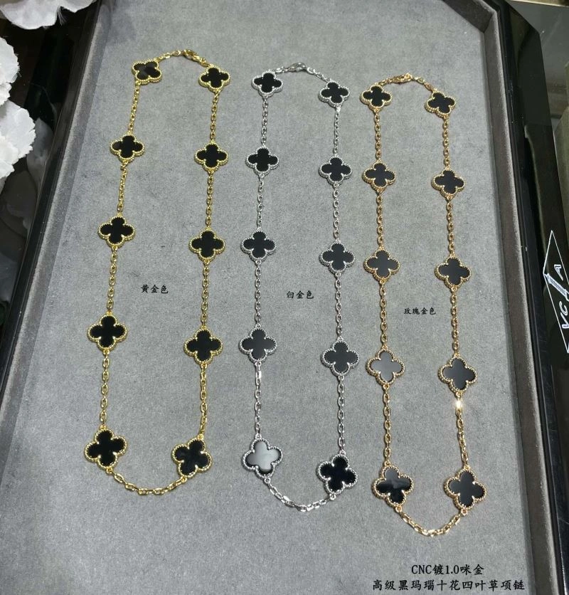 Vca Necklaces Stretchable 255131