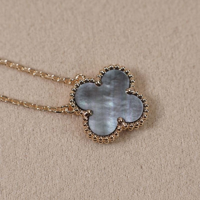 FashionForward Vca Necklaces 254988