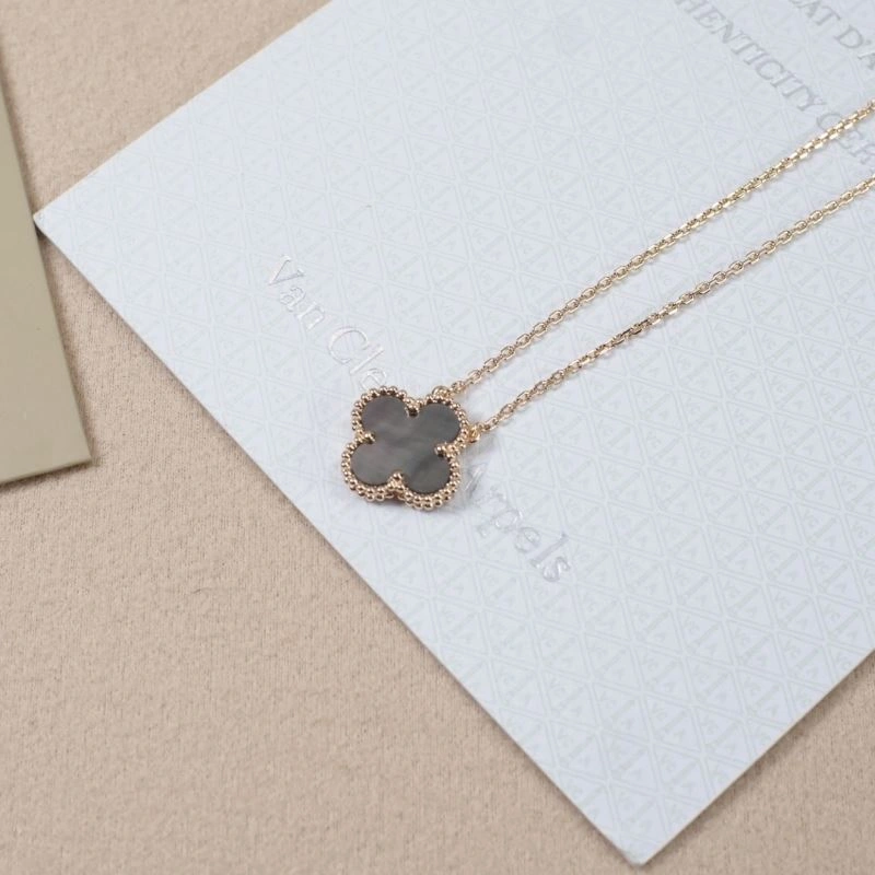 FashionForward Vca Necklaces 254988